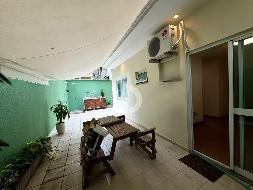 2-bedroom apartment in a building with a sauna — photo 17