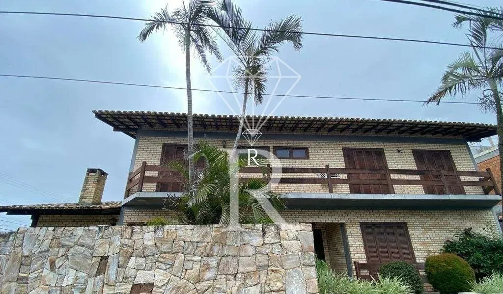 Casa con 5 dormitorios y 4 baños con jardín privado — photo 8