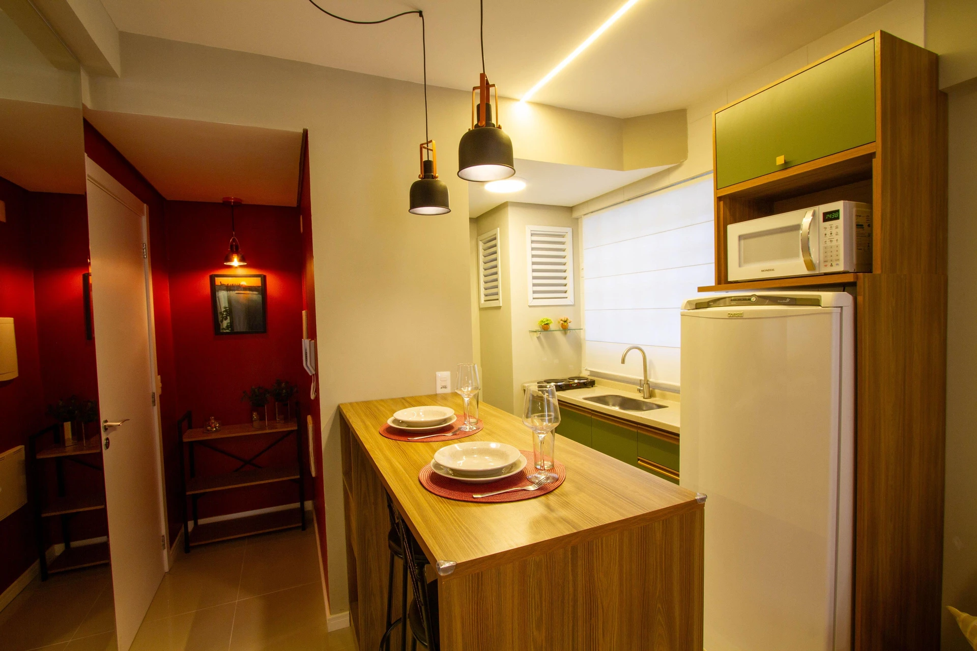 Furnished studio in a building with a gym — photo 12