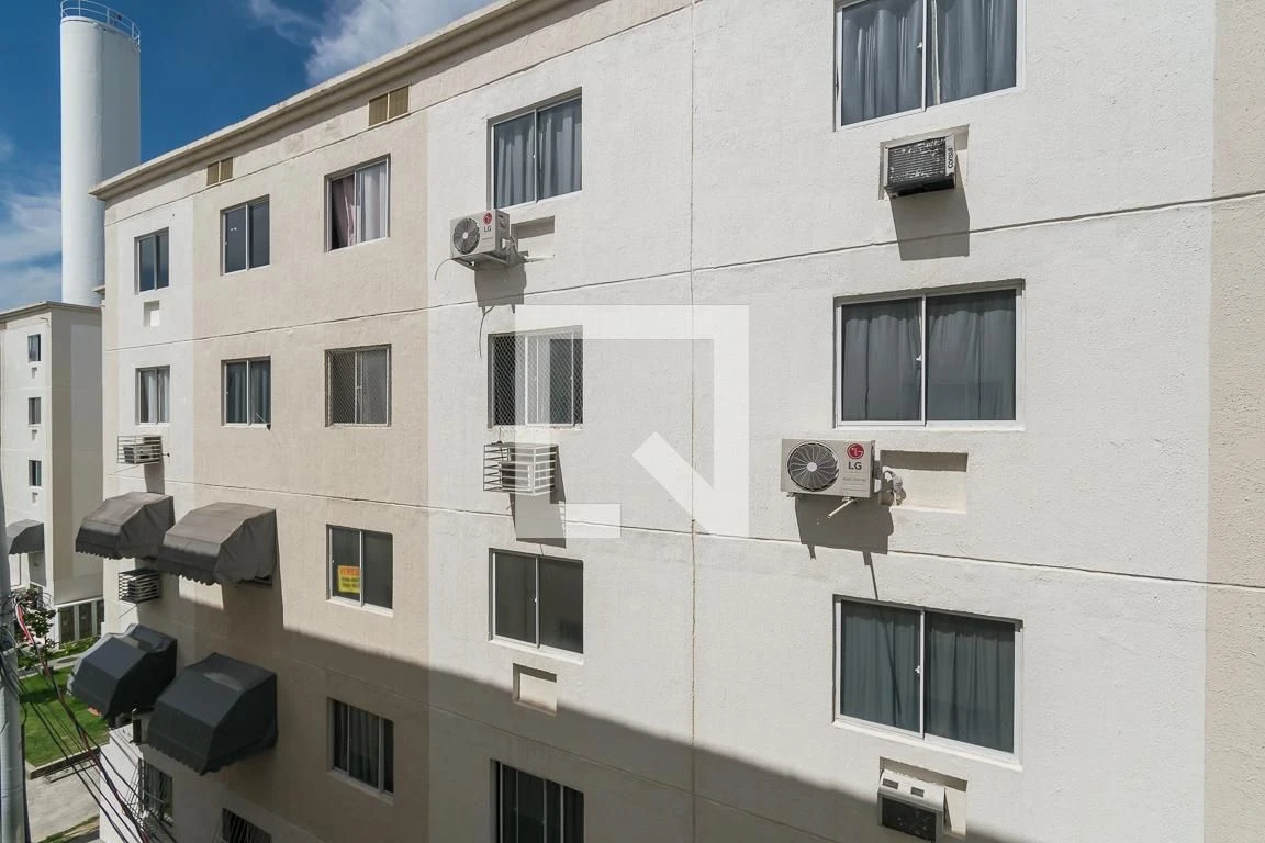 Washing machine in a 2-bedroom apartment, 43 m² — photo 14