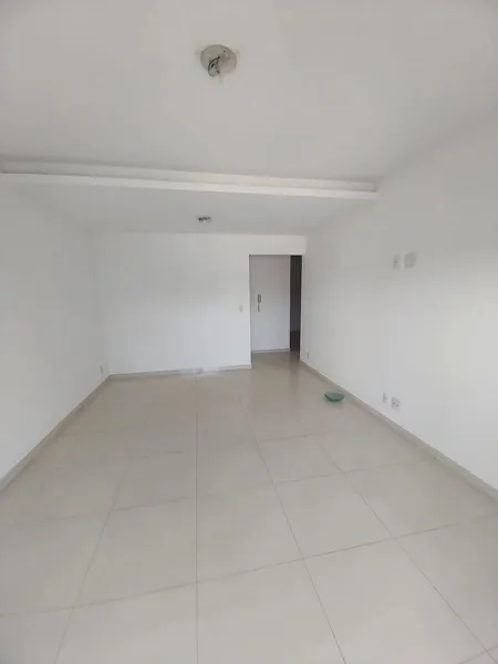 Квартира: 2 спальни, 55 м²