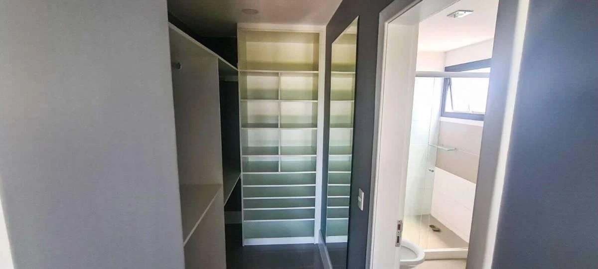 Apartamento mobiliado com 4 quartos e 375 m² — photo 4