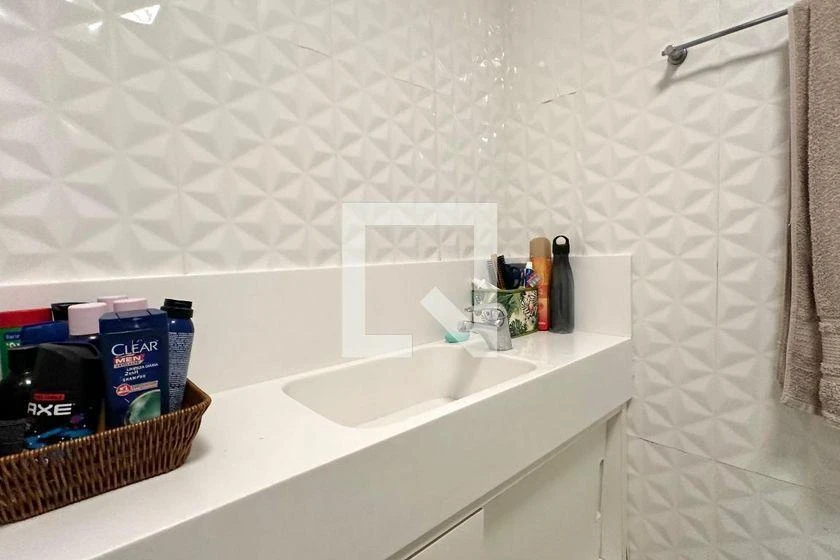 214 m² apartment with 4 bedrooms and 2 parking spaces — photo 34