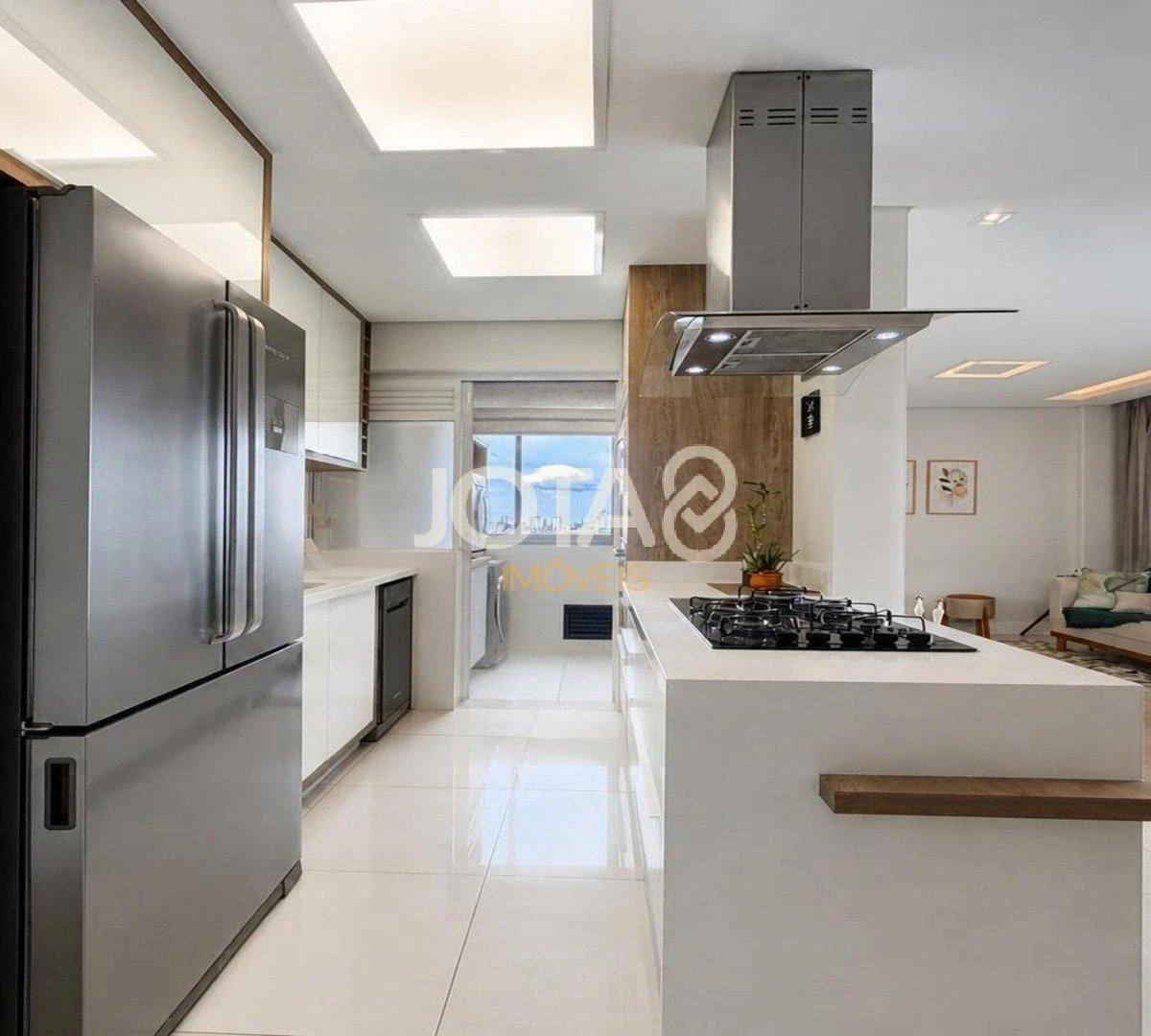 Floor-to-ceiling windows in a 3-bedroom apartment, 150 m² — photo 11