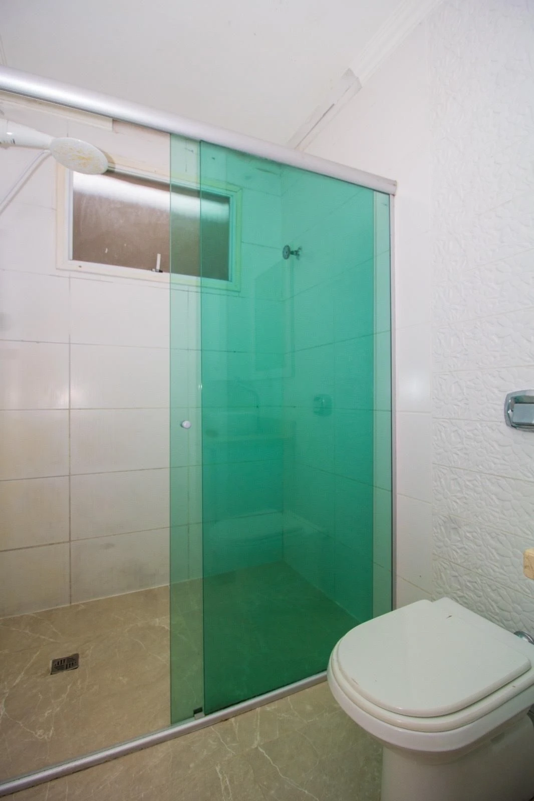 Casa, 90 m², com piso de madeira ou laminado — photo 15