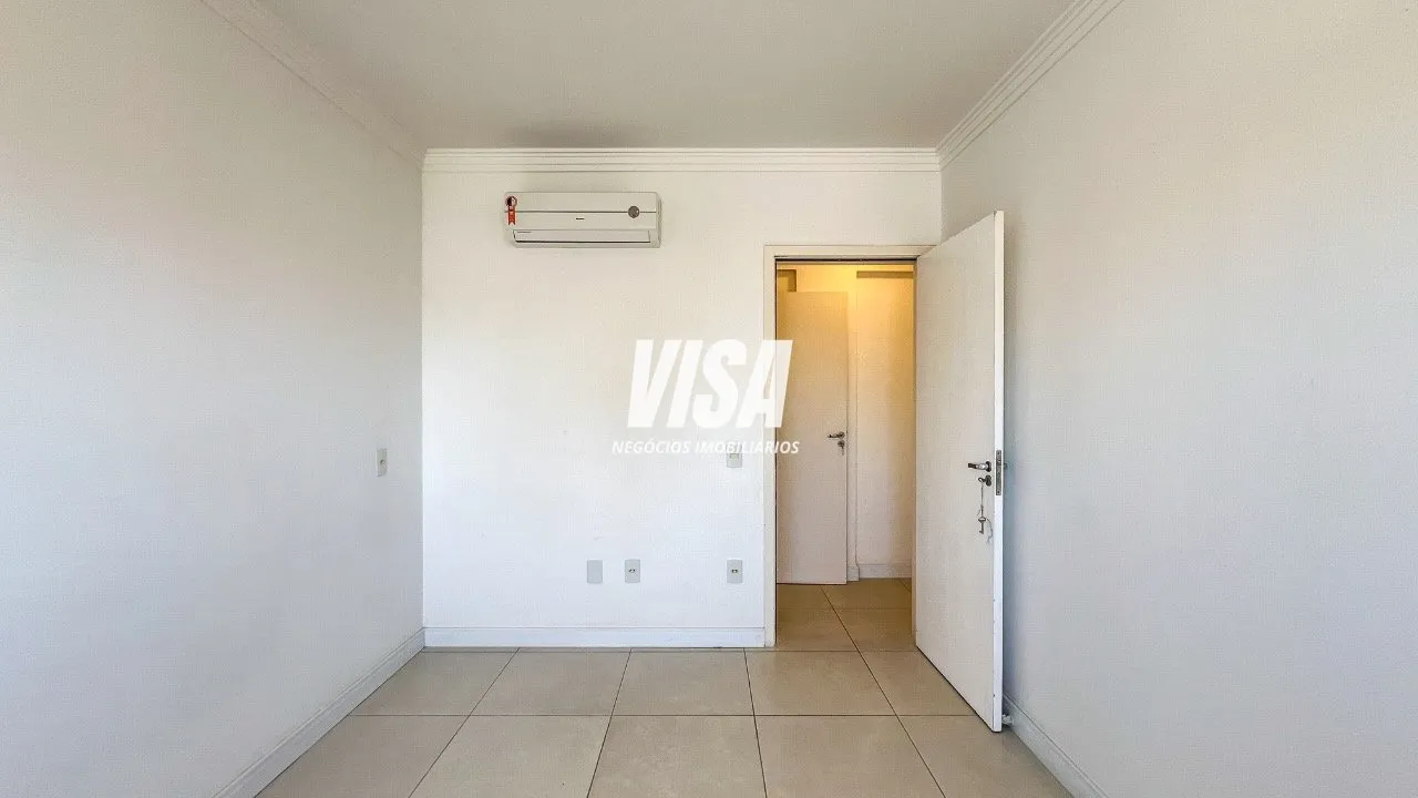 Linear penthouse 299 m² with 3 bedrooms and private garden — photo 9