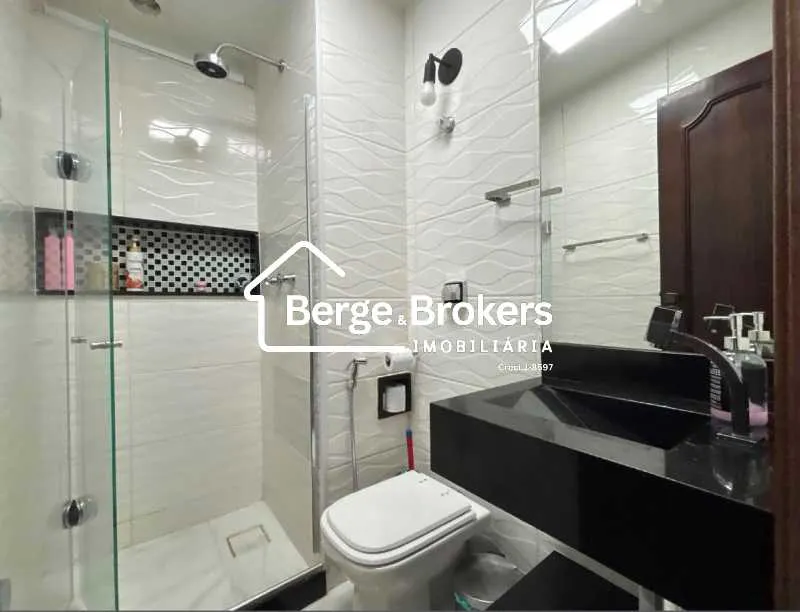 Furnished 3-bedroom apartment with 3 bathrooms — photo 9
