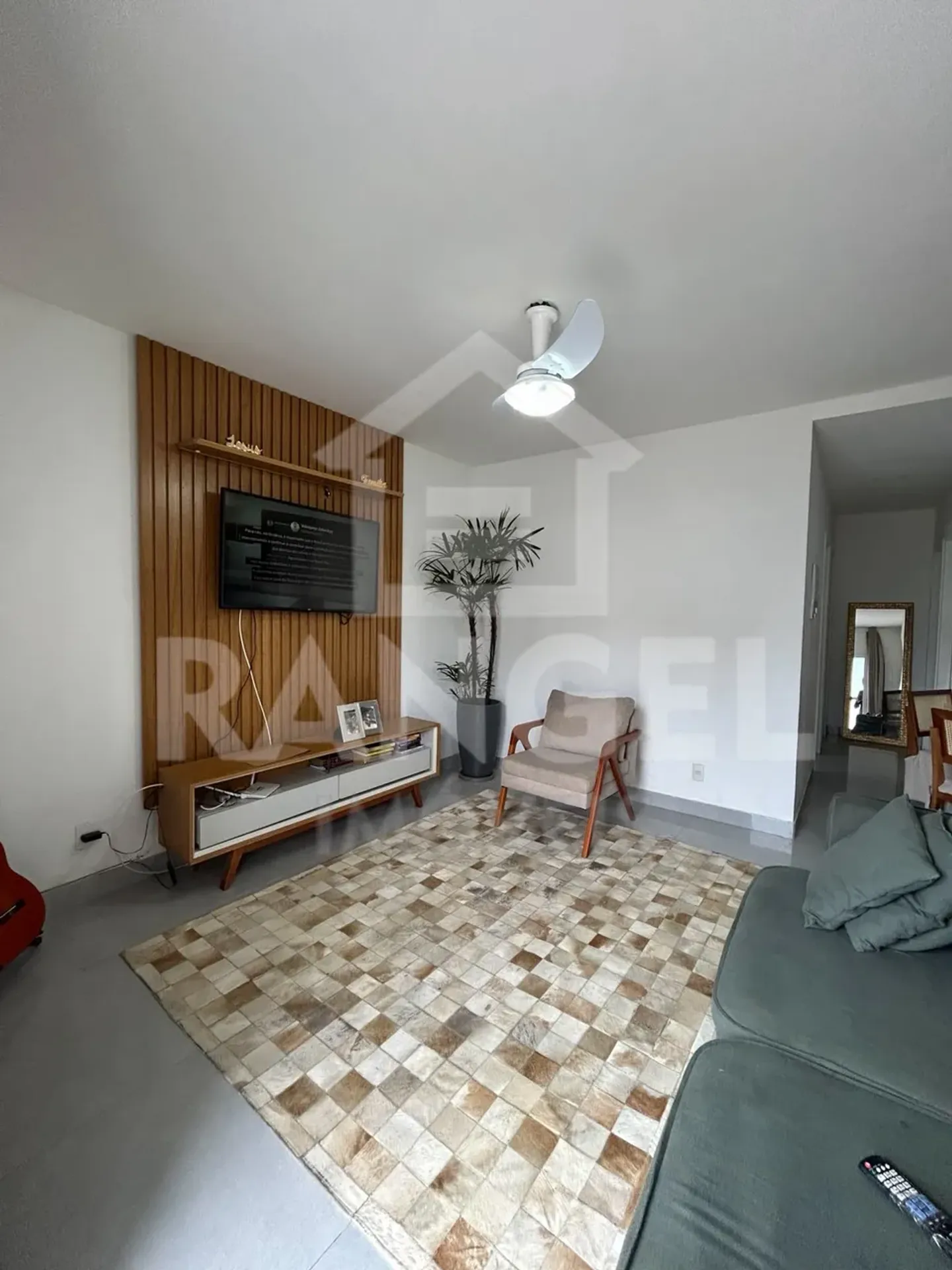 3-bedroom house with a home office