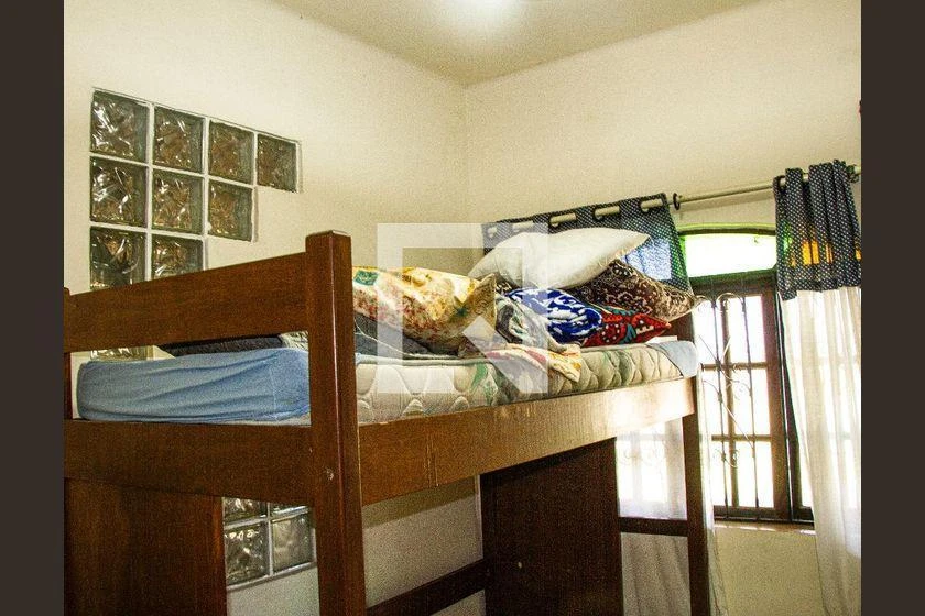 Furnished house with a gas stove and 4 bedrooms — photo 31