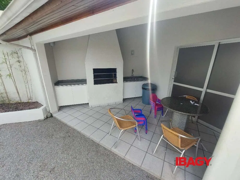 3-bedroom 82 m² apartment with one parking spot