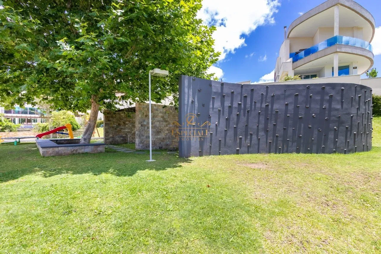 Condo house with 4 bedrooms and a private garden — photo 101