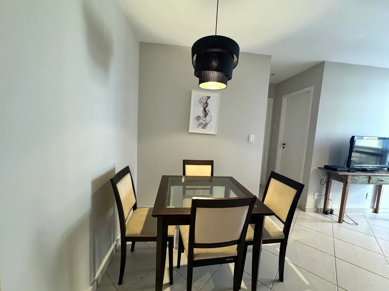 Furnished apartment with a balcony and 2 bedrooms — photo 29