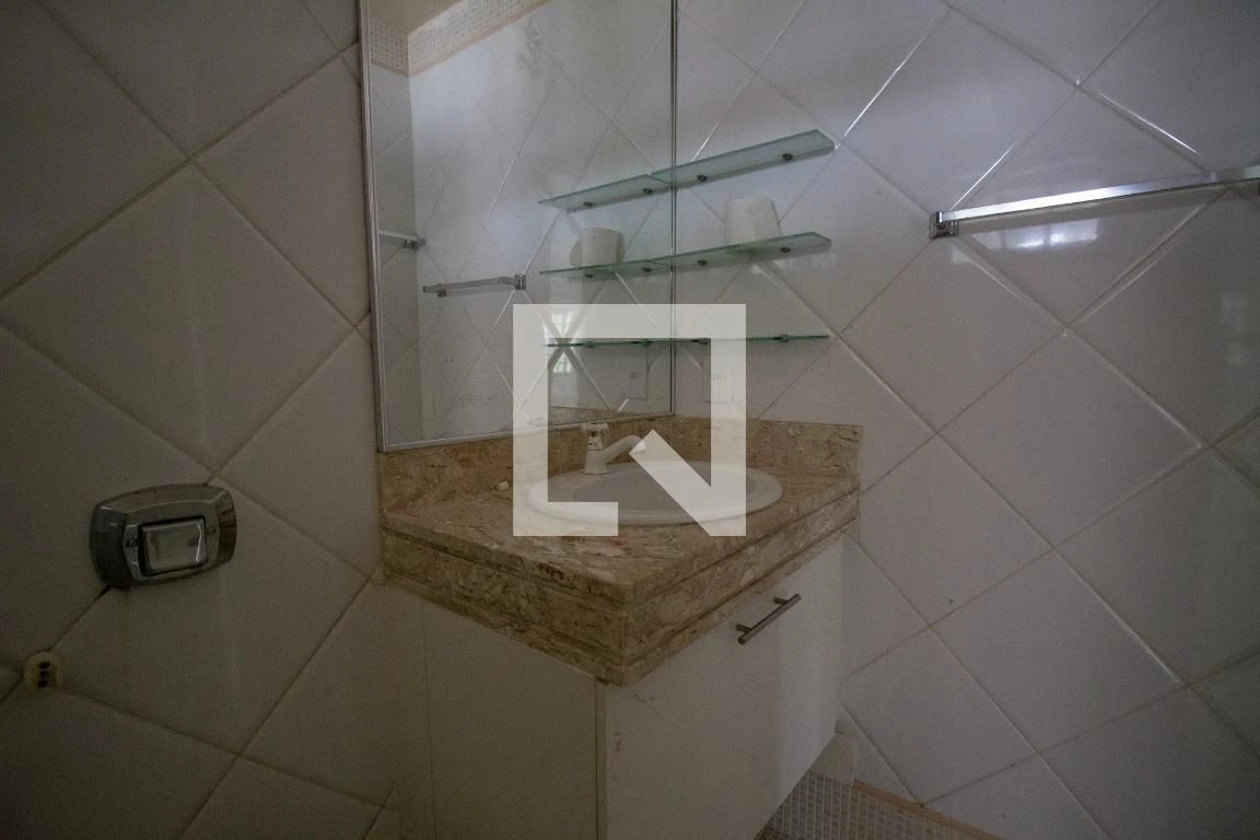 4-bedroom house with a private pool in Rio de Janeiro — photo 54