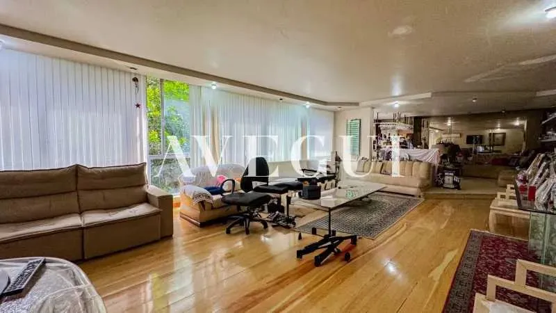 Residential apartment with 4 bedrooms and separate kitchen — photo 5