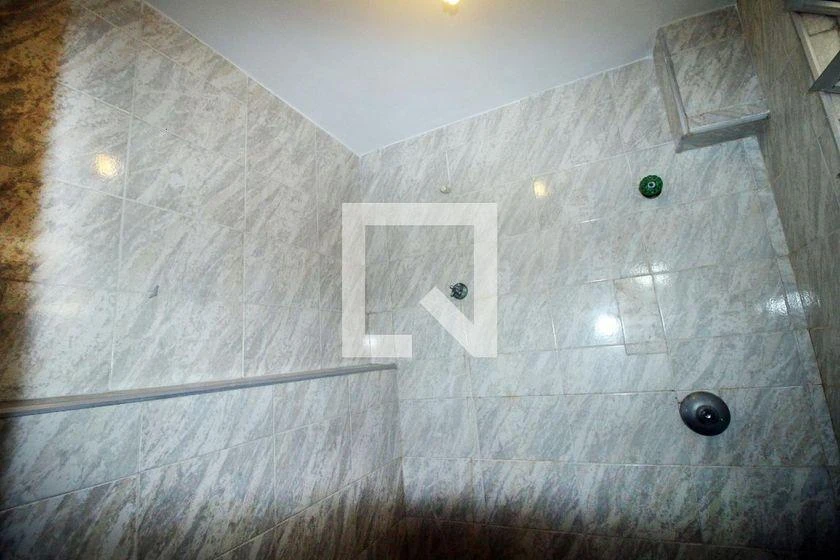 Casa com 3 quartos em 200 m² e 4 banheiros — photo 33