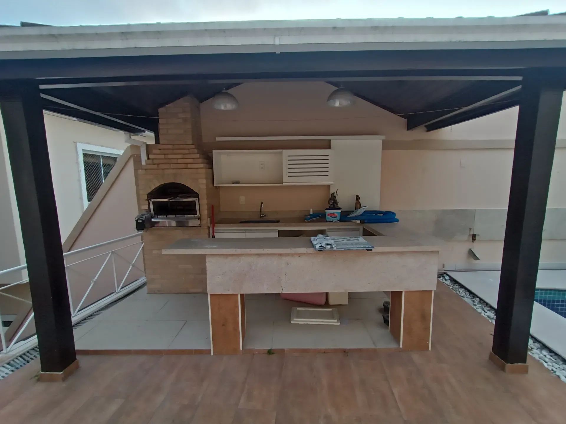 Unfurnished house with 4 bedrooms and 5 bathrooms — photo 38