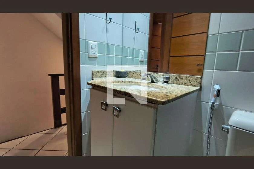 Sobrado em condomínio com 3 suítes e varanda de vidro — photo 28