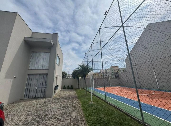 Будинок із 4 спальнями та 320 м², 5 ванних — photo 7