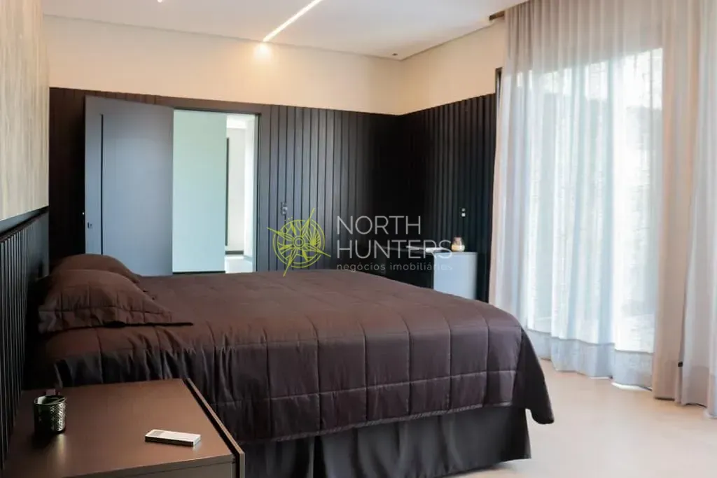 Casa mobiliada de 5 suítes com 646 m² e 4 vagas — photo 21