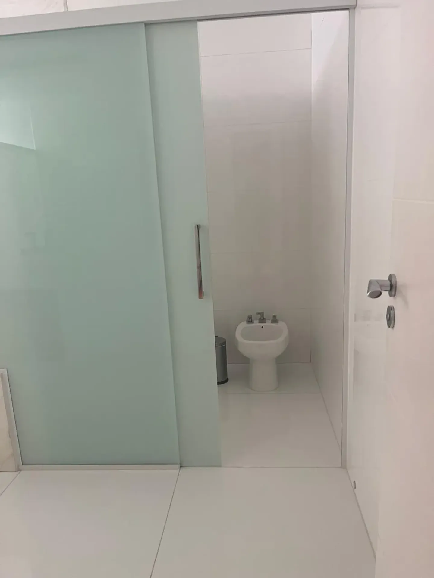 Furnished house with 5 en-suite bedrooms and 630 m² — photo 109