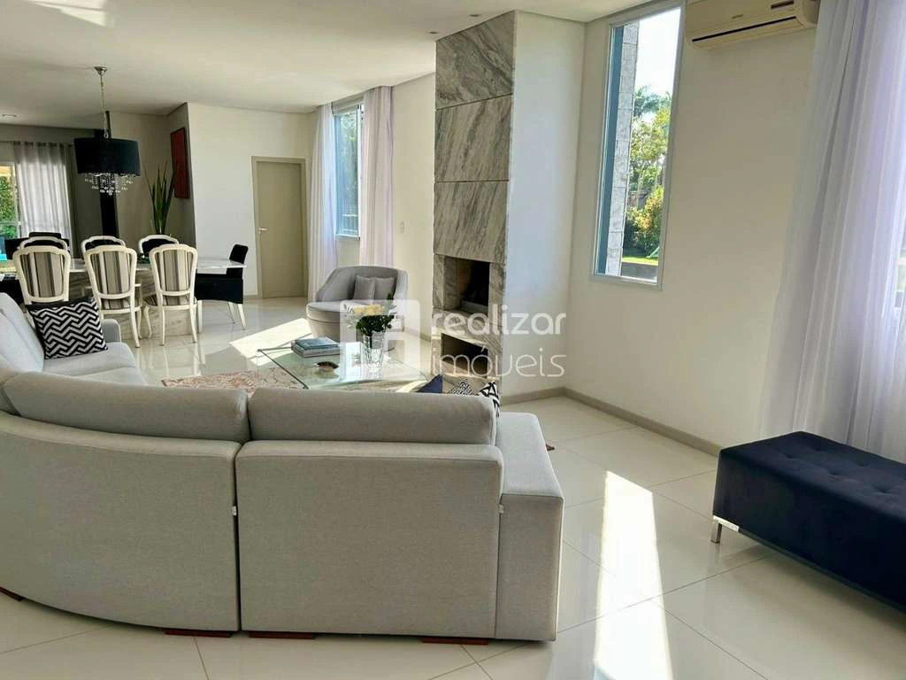 Casa em condomínio com 4 suítes e jardim privativo — photo 3