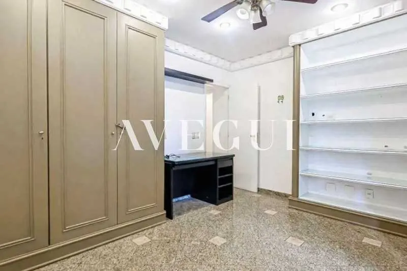 Renovated apartment with balcony, 120 m² and 2 bedrooms — photo 16