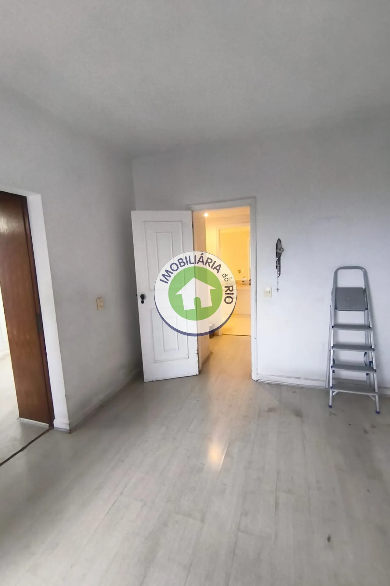 4-bedroom apartment with 4 bathrooms and 2 parking spots — photo 16