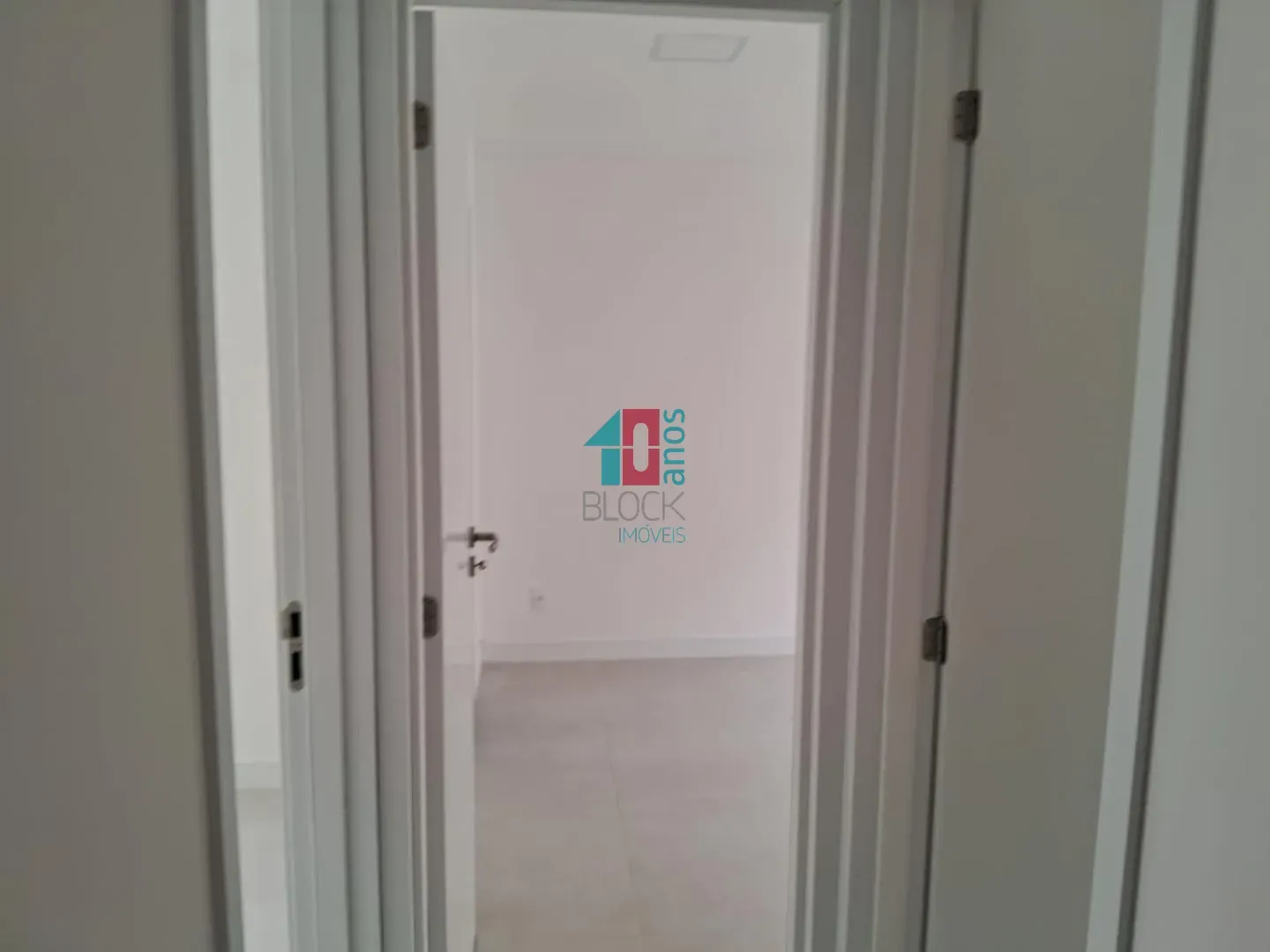 Квартира: 3 спальні, 1 з власною ванною кімнатою, 84 м² — photo 23
