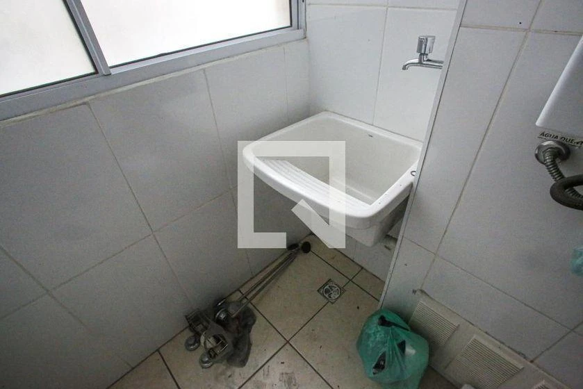 2-bedroom apartment in a building with a gym — photo 22