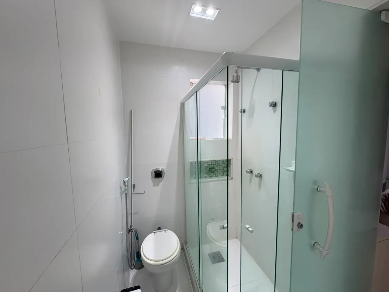 Furnished 266 m² house with 6 bedrooms and balcony grill — photo 52