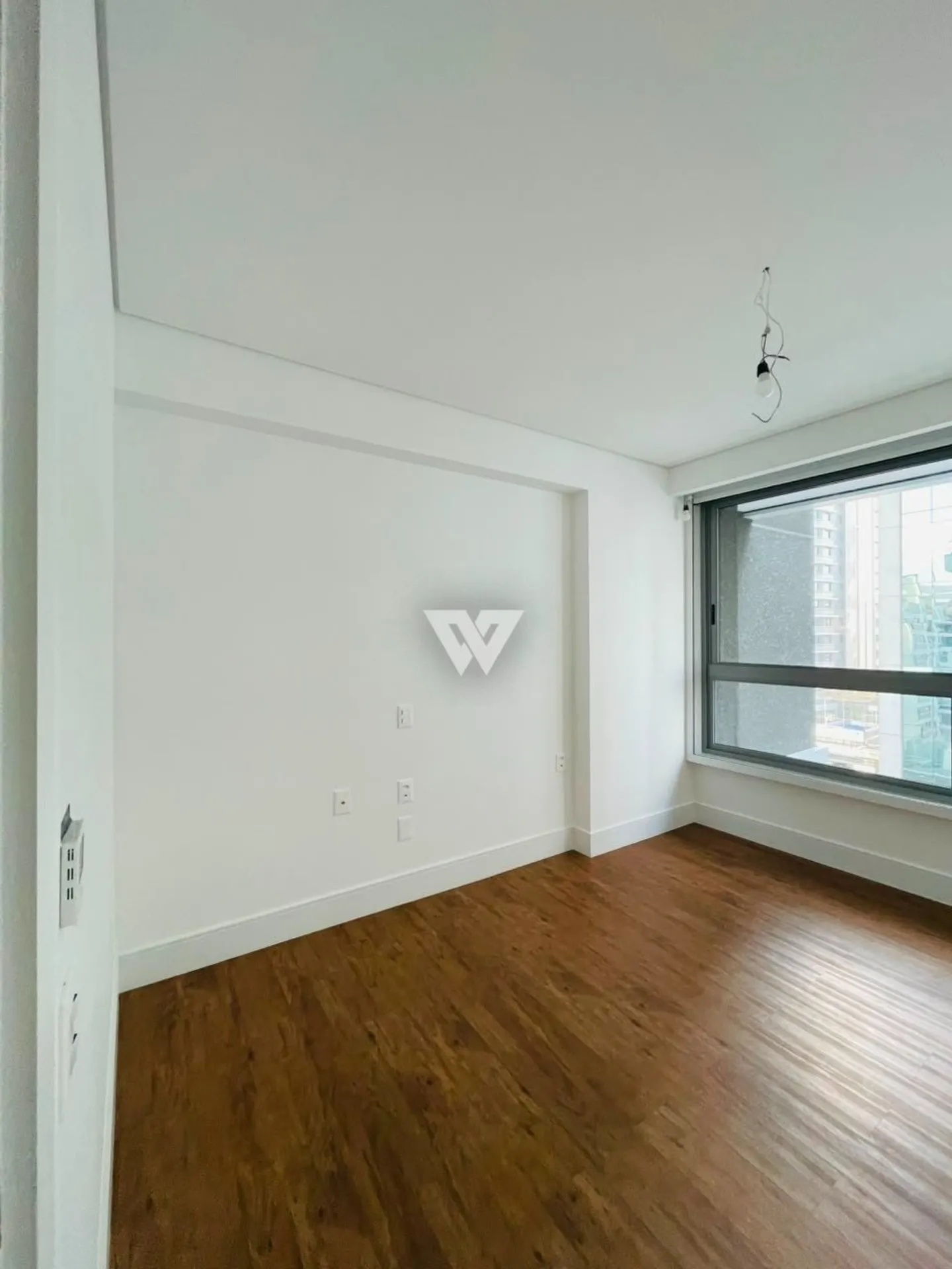 Apartment, 42 m², with a glass-enclosed balcony — photo 24