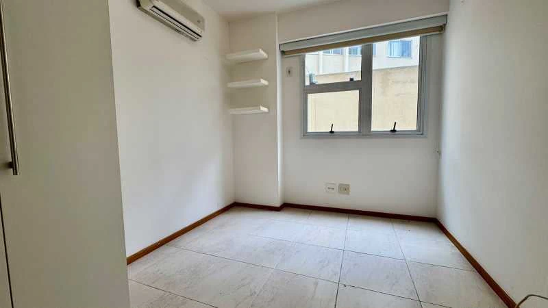 2-bedroom apartment in a building with a sauna — photo 16