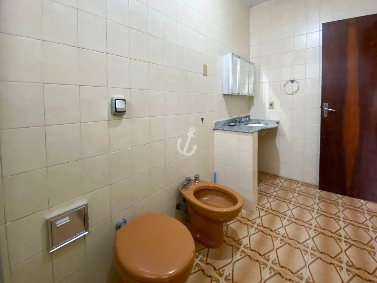 Rental house with 5 bedrooms and 4 parking spots — photo 17
