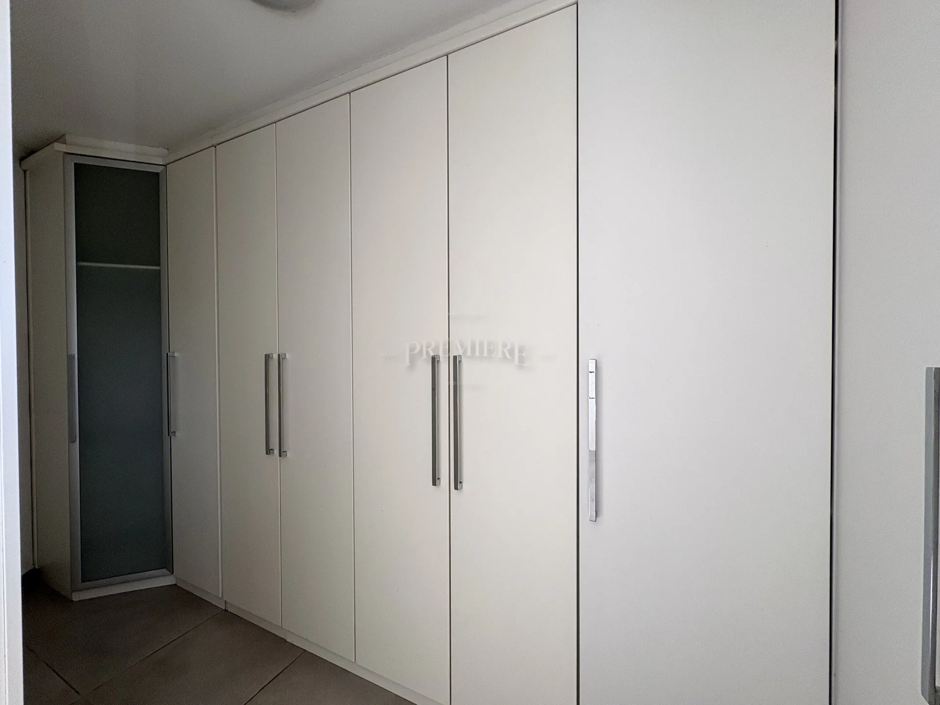 3-bedroom apartment with a home office in Curitiba — photo 16