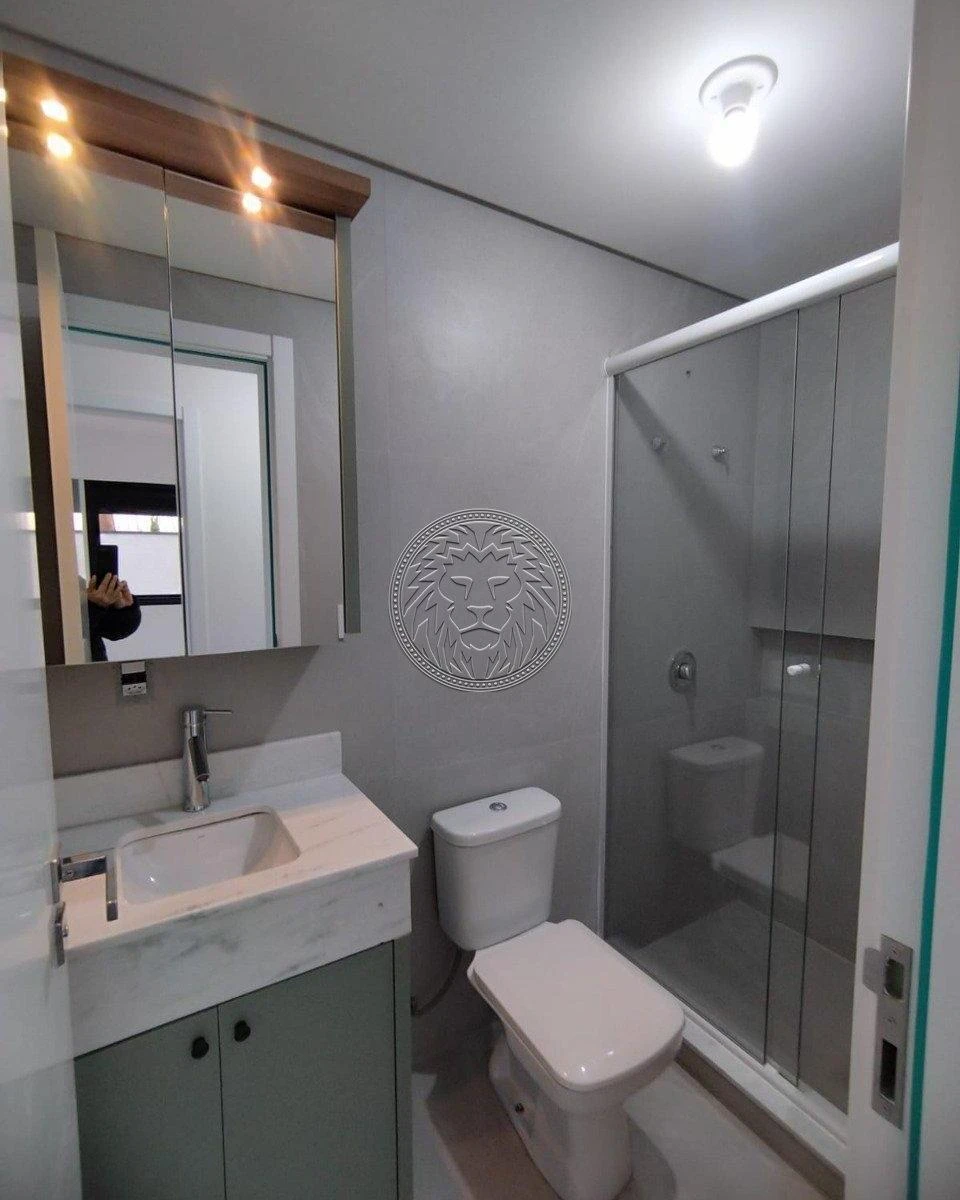 Пральна машина та 2 спальні: квартира 70 м² — photo 41