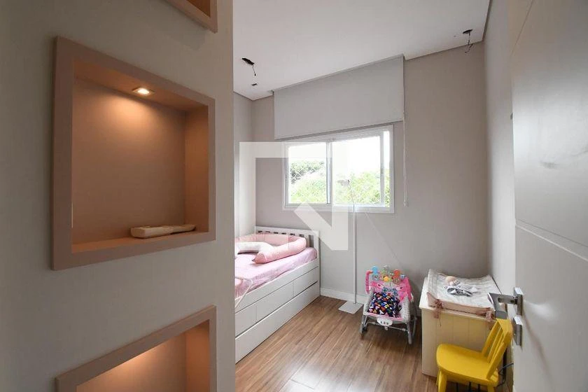 Furnished apartment, 185 m², with a bathtub — photo 31