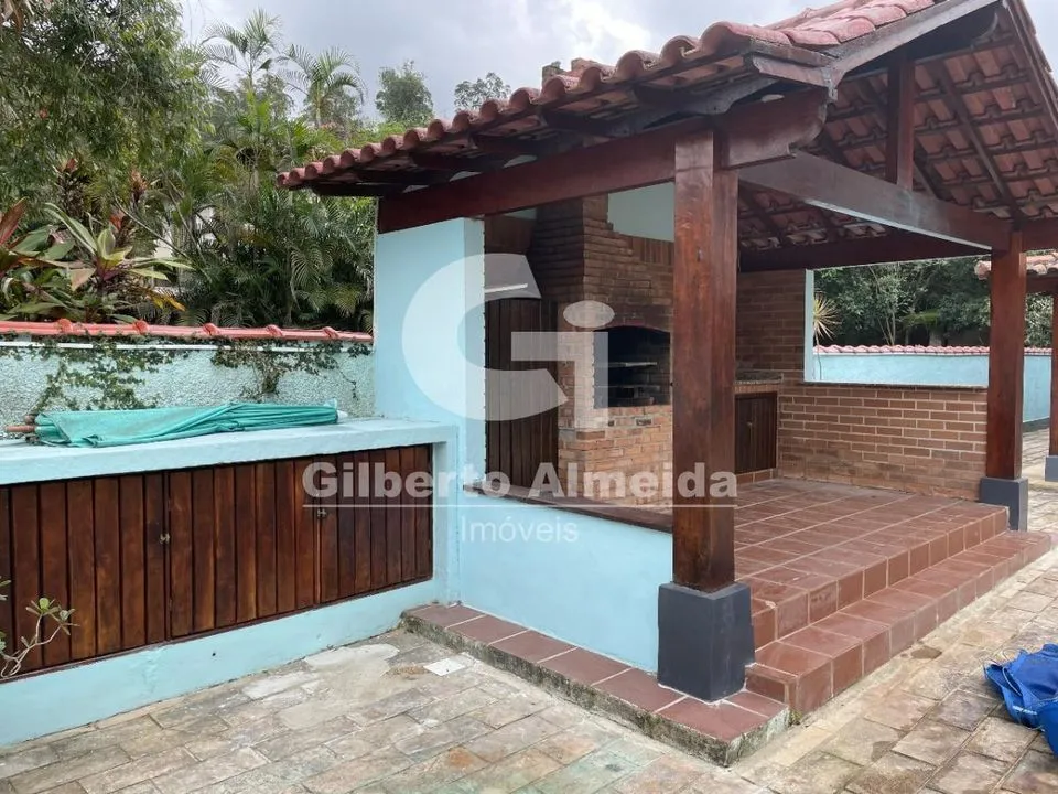 3-bedroom house with a grill on the balcony — photo 32