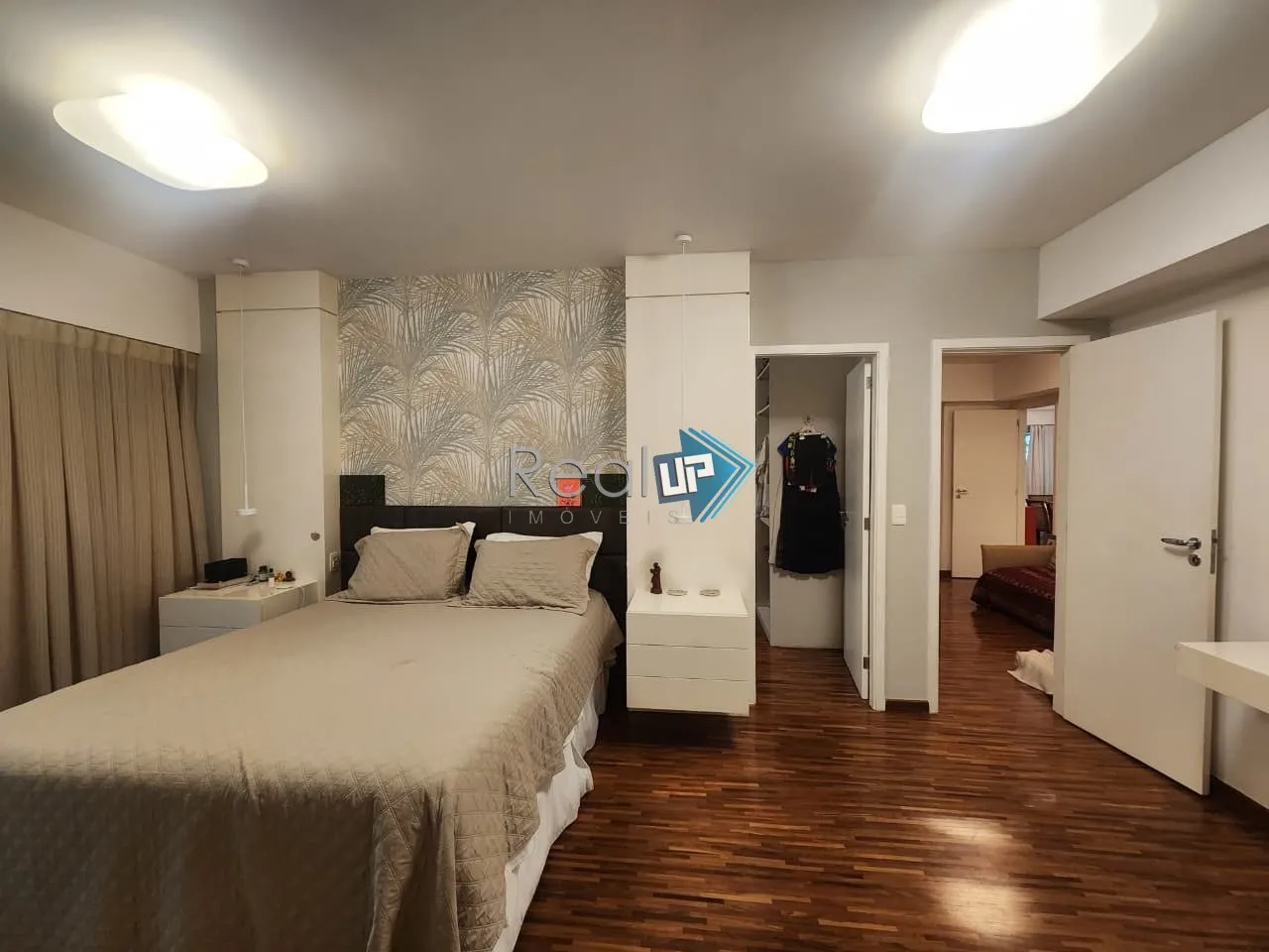 4-bedroom apartment with 227 m² and 3 parking spaces — photo 30