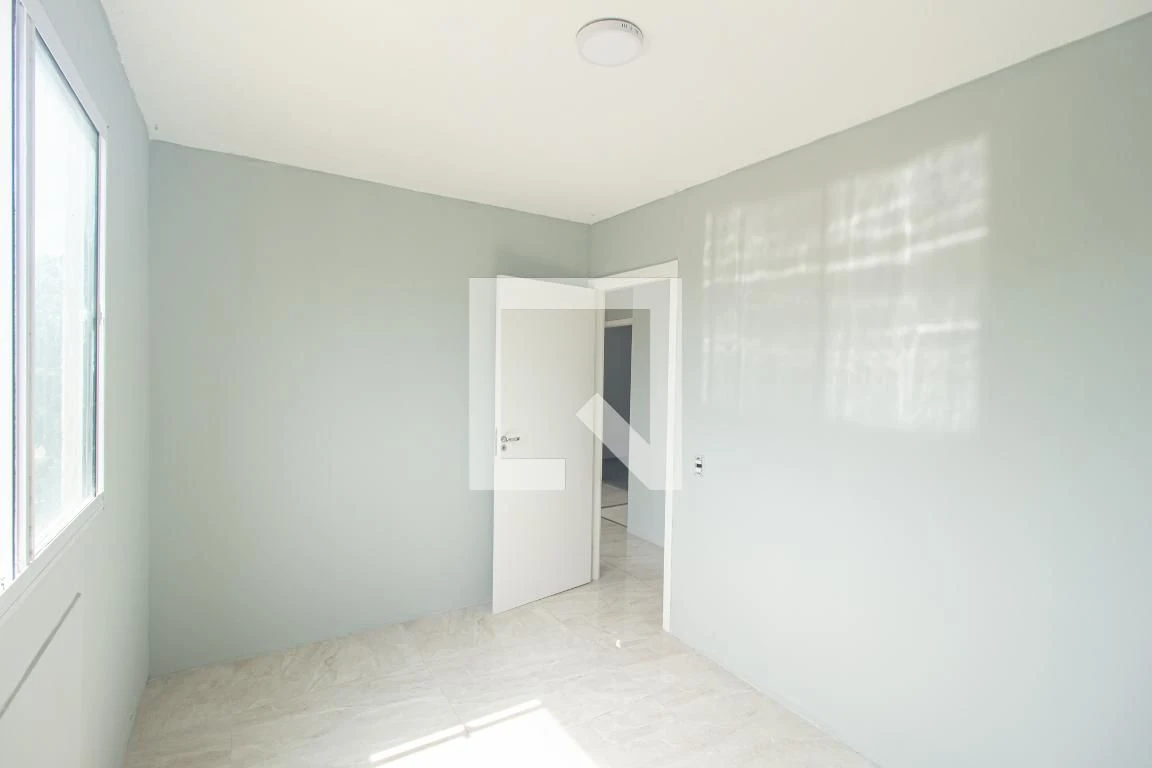 Apartamento com 2 quartos e 1 vaga, pisos de cerâmica — photo 43