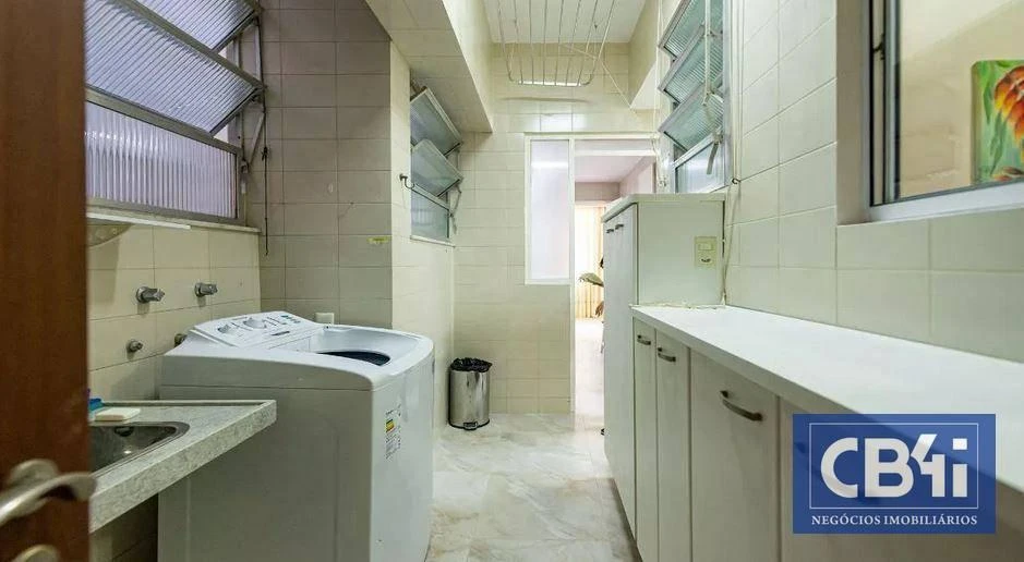 Furnished apartment with 3 bedrooms and 3 bathrooms — photo 33