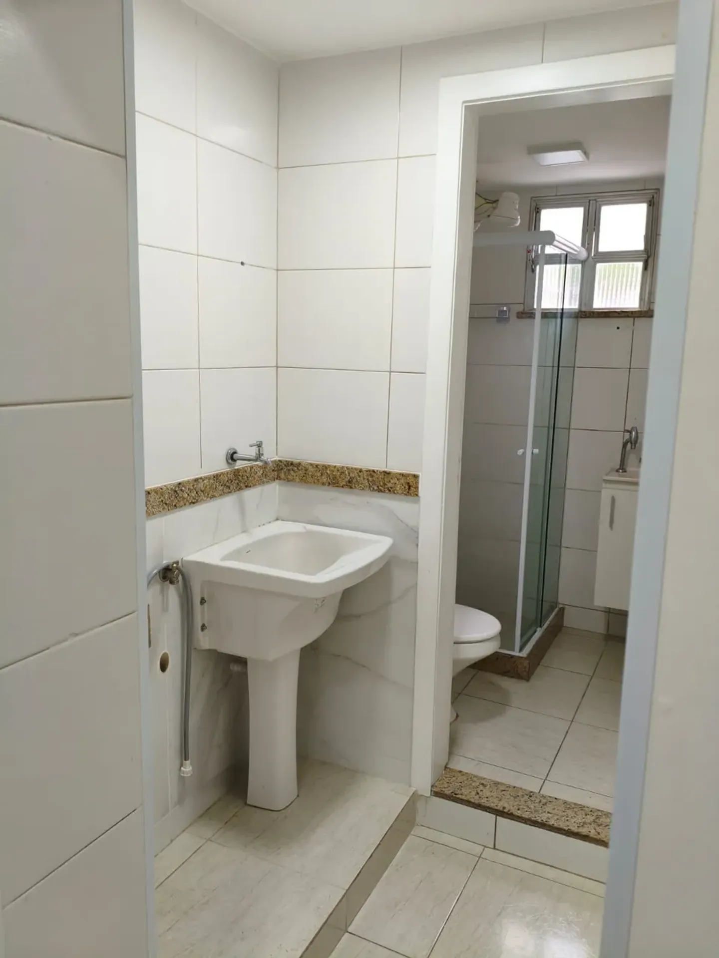 Квартира з 1 спальнею і 1 ванною без паркування — photo 30