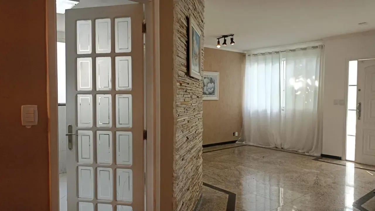 Casa com 4 quartos e 4 banheiros e cozinha a gás — photo 13