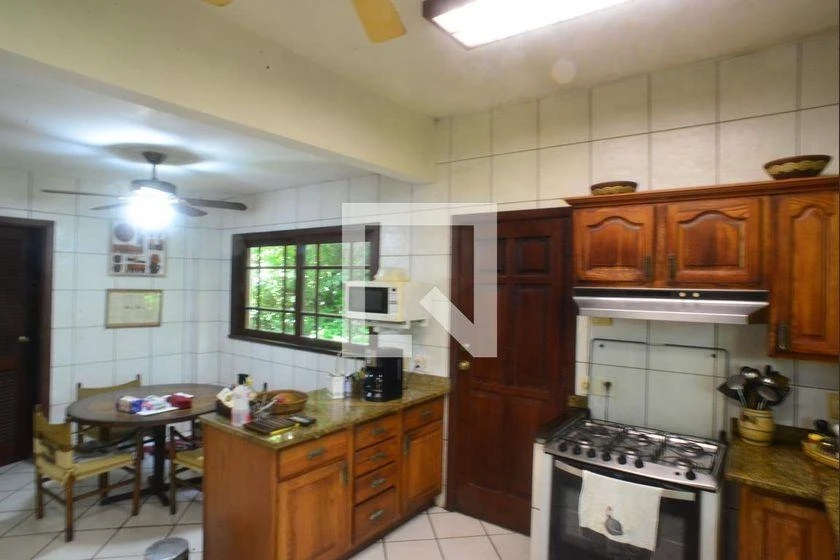 Casa para aluguel com 6 quartos e suítes — photo 50
