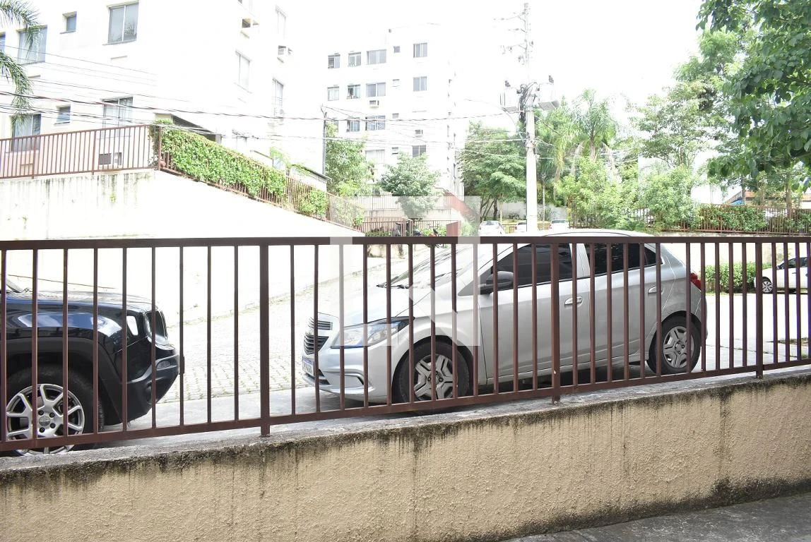 Apartamento mobiliado com 3 quartos e 2 banheiros — photo 31