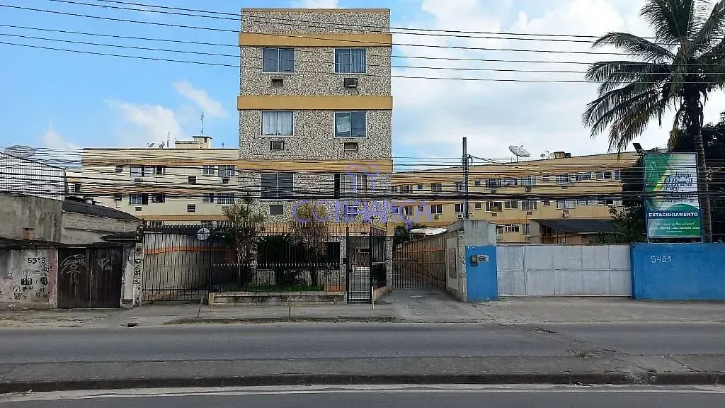Apartamento com 2 dormitórios e mesa de trabalho — photo 20