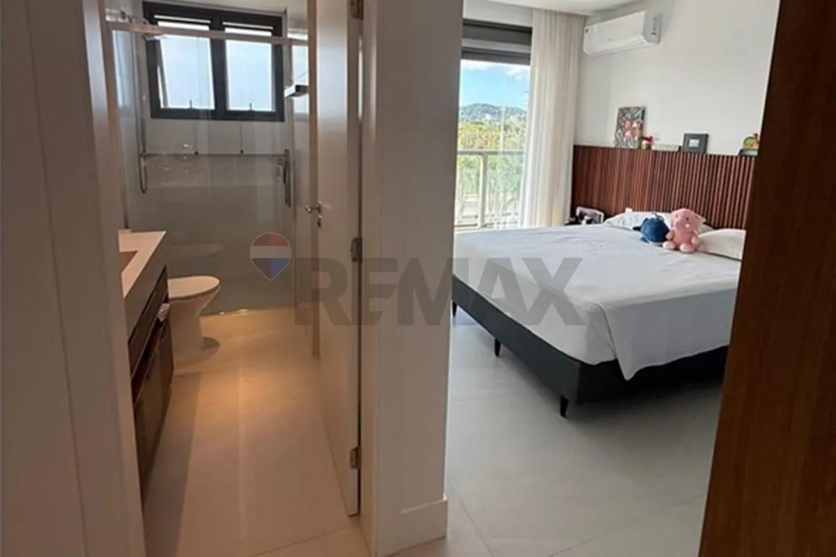 4 quartos e janelas do piso ao teto: apartamento de 235 m² — photo 24
