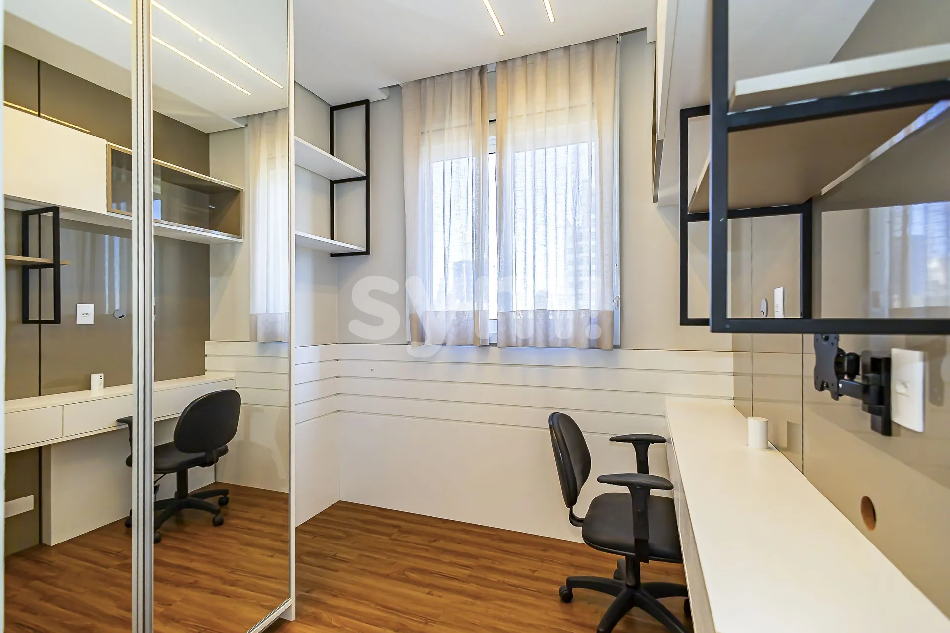 125 m² 3-bedroom rental with private BBQ and 2 parking spots — photo 25