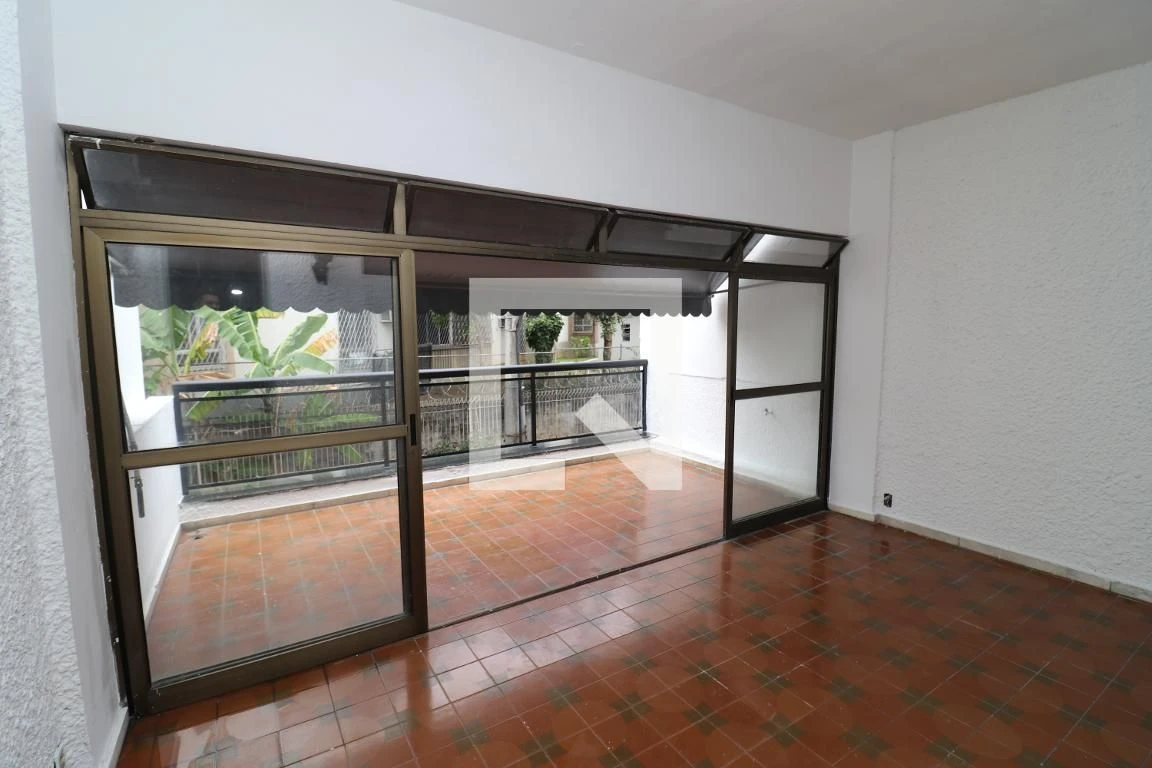 4-bedroom house, 200 m² — photo 27