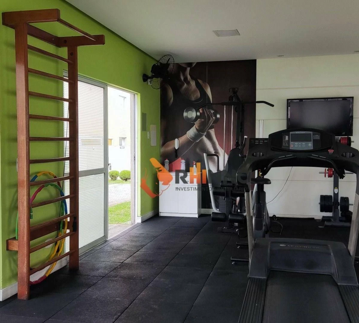 Apartment, 50 m², with wood or laminate floors — photo 17