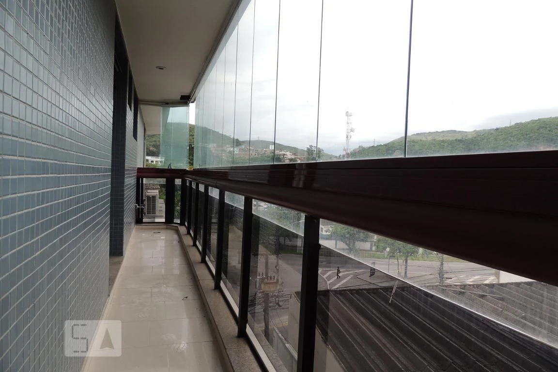Apartamento de 4 quartos com janelas do piso ao teto — photo 22